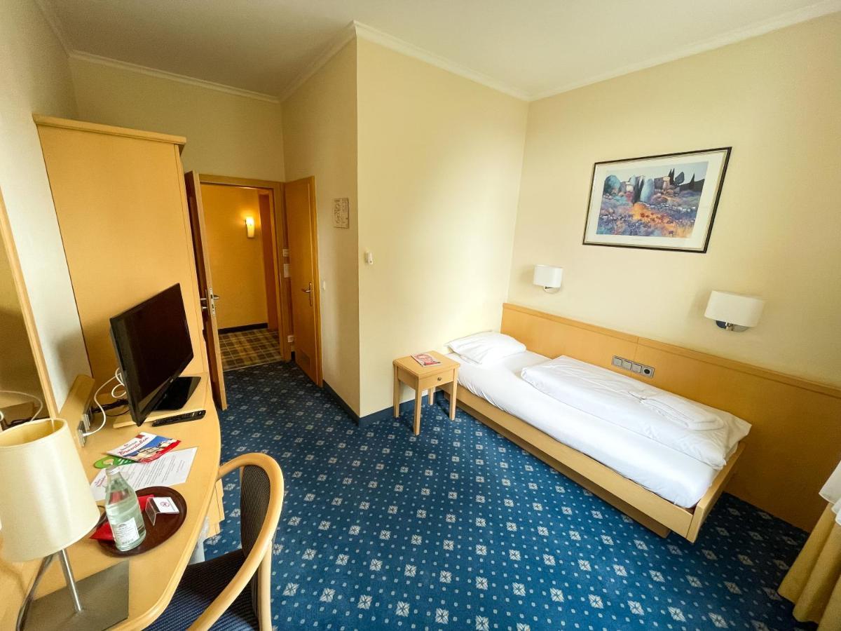 Hotel Bischofshof Braustuben 3*